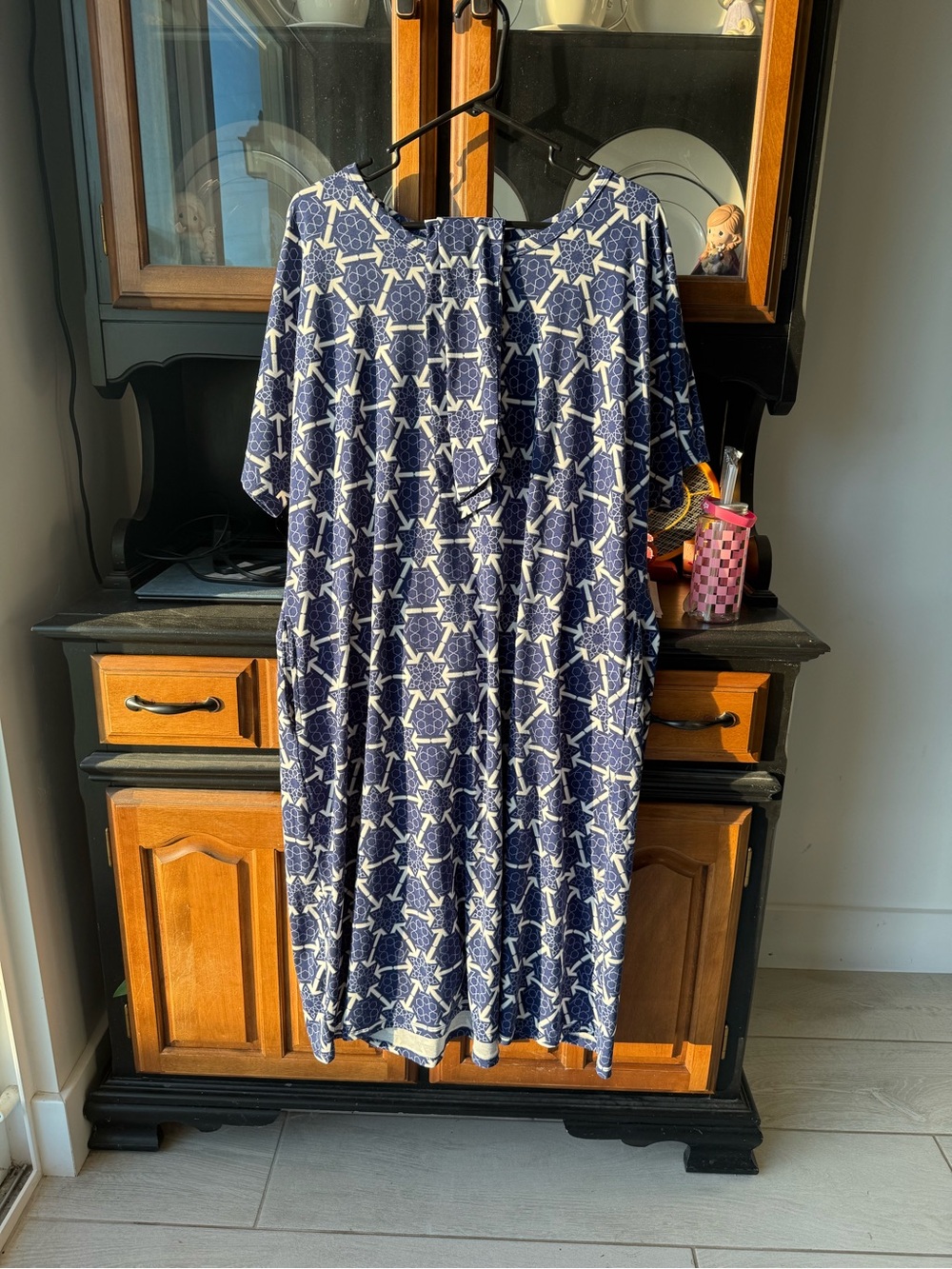 LuLaRoe Navy Blue & White Geometric Midi Dress